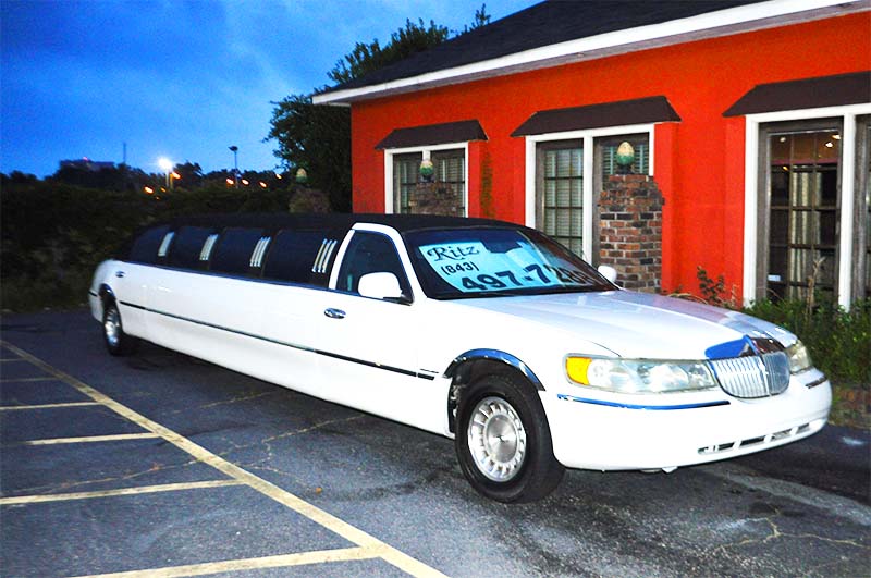 10 Passenger Limousine Exterior